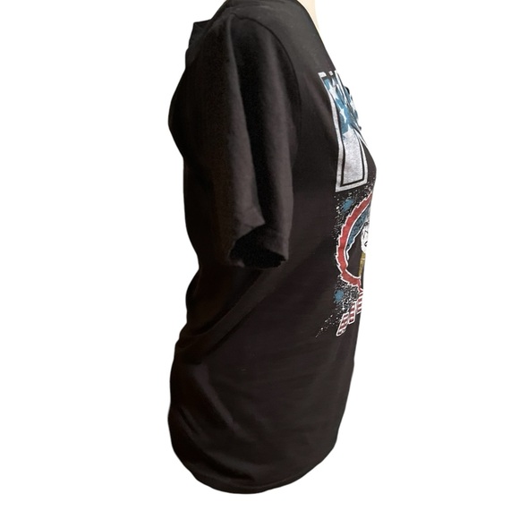 KISS Alive In 77  graphic short sleeve T Shirt - Picture 3 of 8